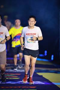 BIB: 
                            <button type="button" onclick="openModal(25218807)" class="btn btn-primary btn-sm float-right btn-popup" data-toggle="modal" data-target=".modal-high-quality">
                        <i class="fas fa-shopping-cart"></i> Add to Cart
                    </button>
                                            <button type="button" onclick="isThisMe(25218807, true)" class="btn btn-success btn-sm float-right btn-popup btn-isme hidden" data-toggle="tooltip" data-placement="bottom" title="นี่คือรูปของคุณใช่ไหม คลิกที่นี่เพื่อเอาเข้าอัลบั้ม">
                        <i class="fas fa-plus"></i> Add to album
                    </button>
                    <button type="button" onclick="isThisMe(25218807, false)" class="btn btn-warning btn-sm float-right btn-popup btn-isnotme hidden">
                        <i class="fas fa-ban"></i> Remove from album
                    </button>